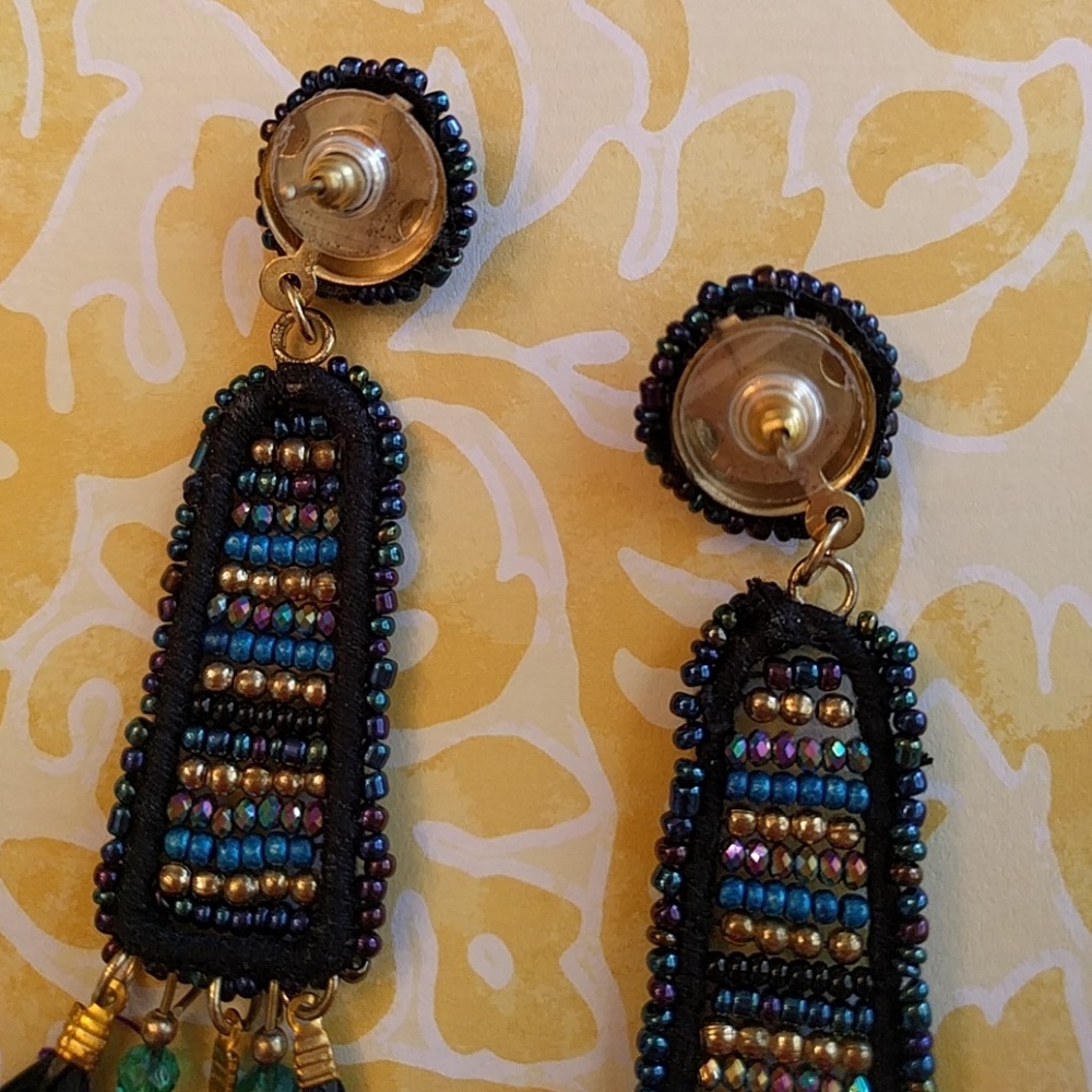 New✨Hand beaded feather earrings made in India - Picture 6 of 7